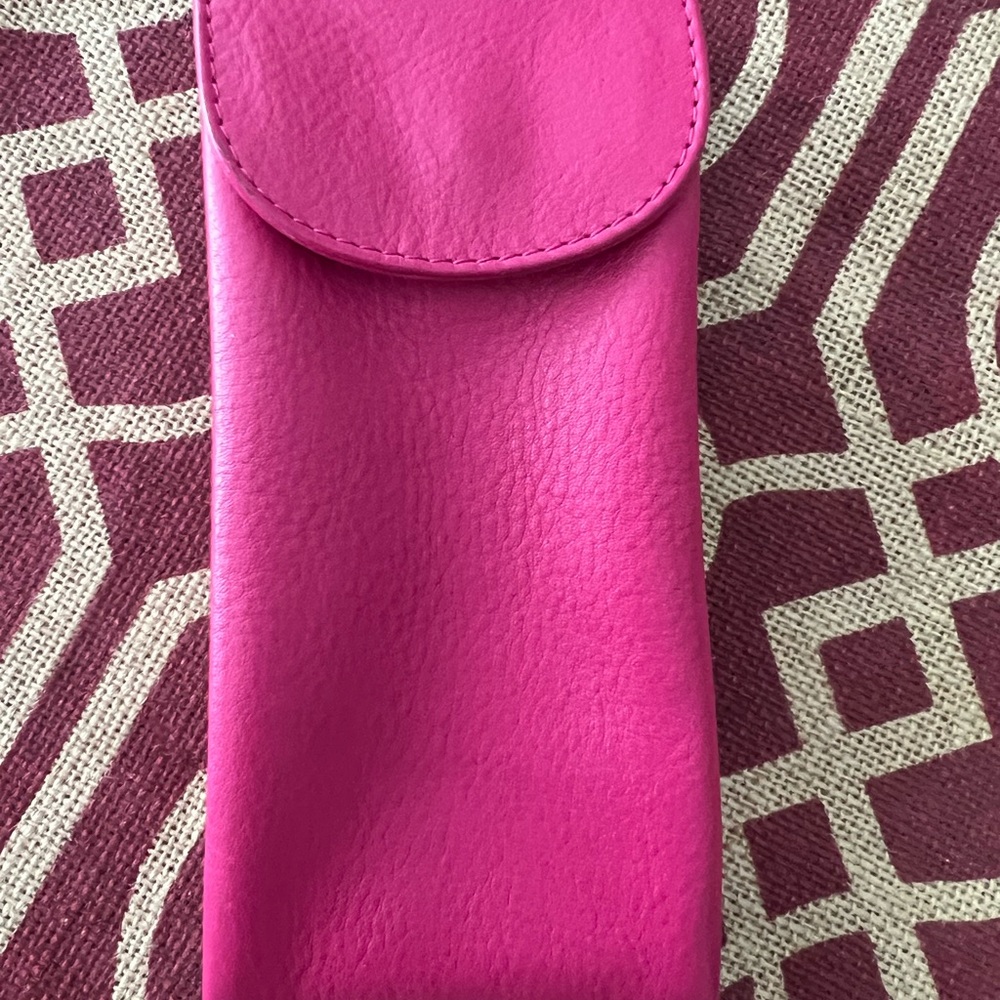 Vibrant Pink Leather Double Glass Case